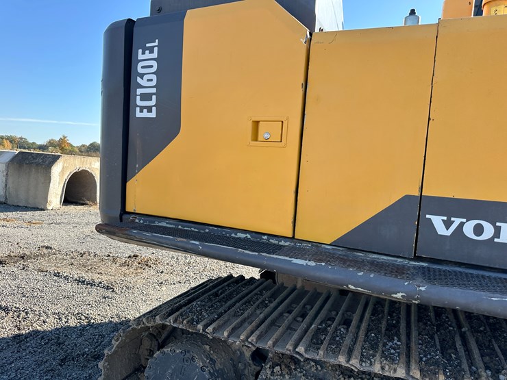 #32824-•-volvo-ec160e-crawler-excavator-w/hydraulic-thumb-image-50