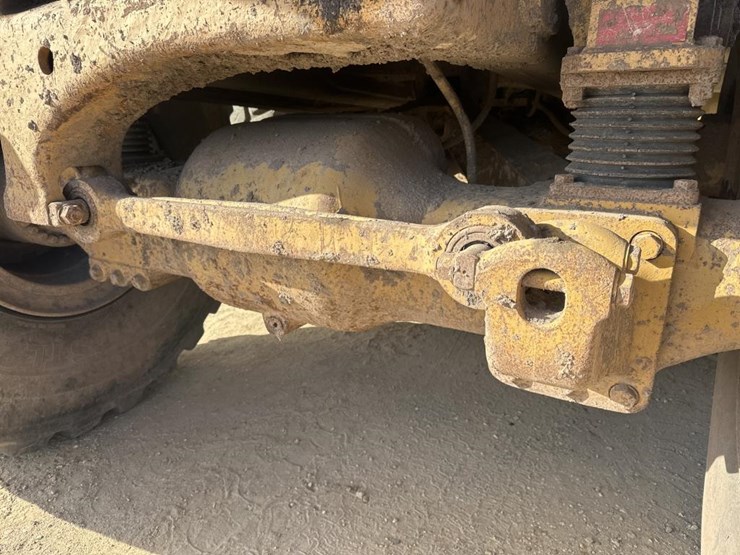 2005-caterpillar-740-image-50