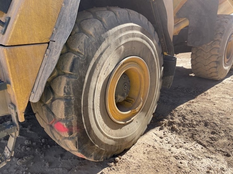 2021-komatsu-hm400-image-8