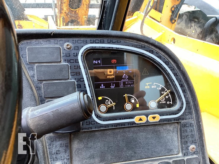 2017-jcb-512-56-image-17