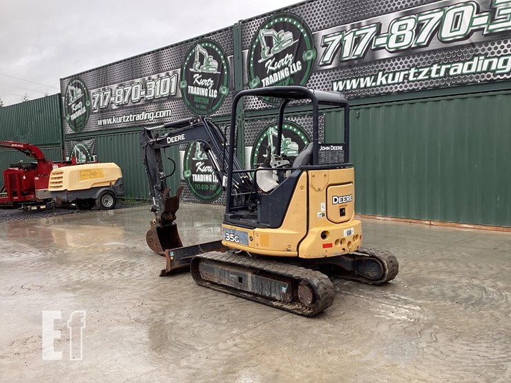 2015-deere-35g-image-2