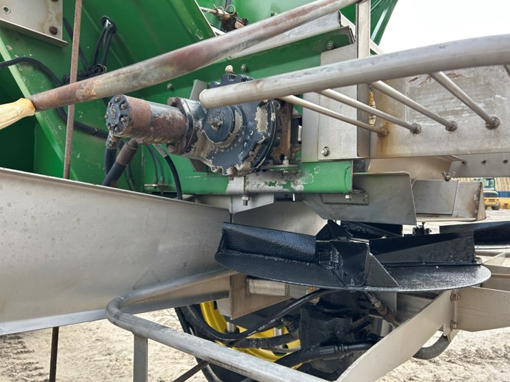 2012-john-deere-4940-image-76