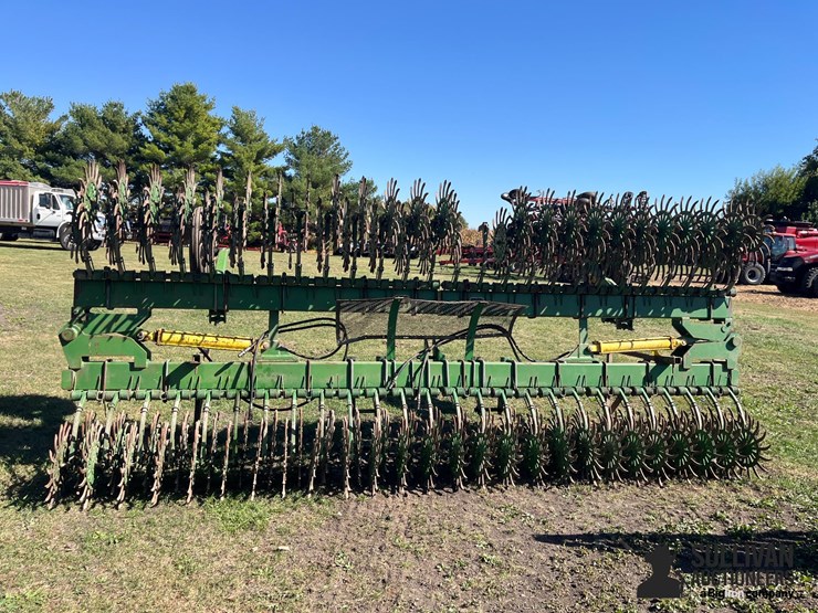 john-deere-400-image-6