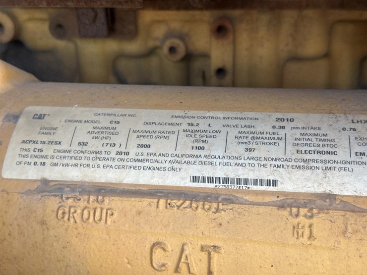 2010-caterpillar-740-image-45