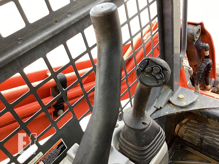 2018-kubota-svl75-2-image-16