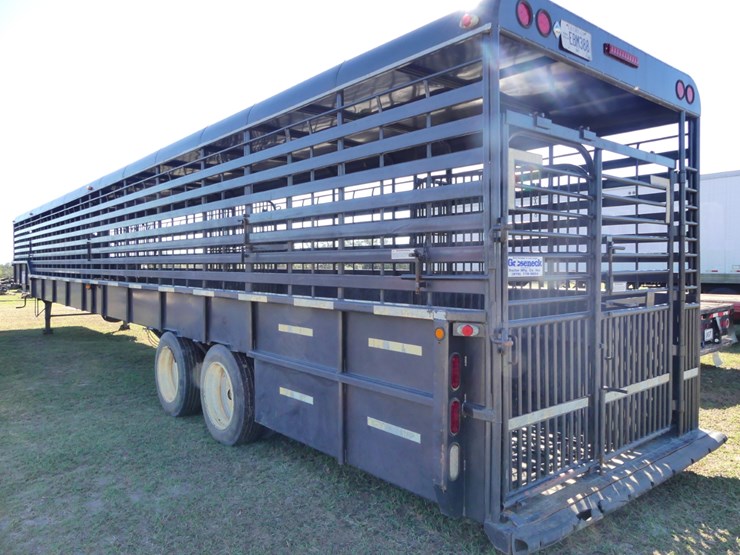 2015-goose-neck-cattle-trailer-image-7