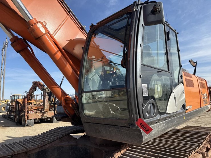 #1882-•-2012-hitachi-350lc-excavator-image-20