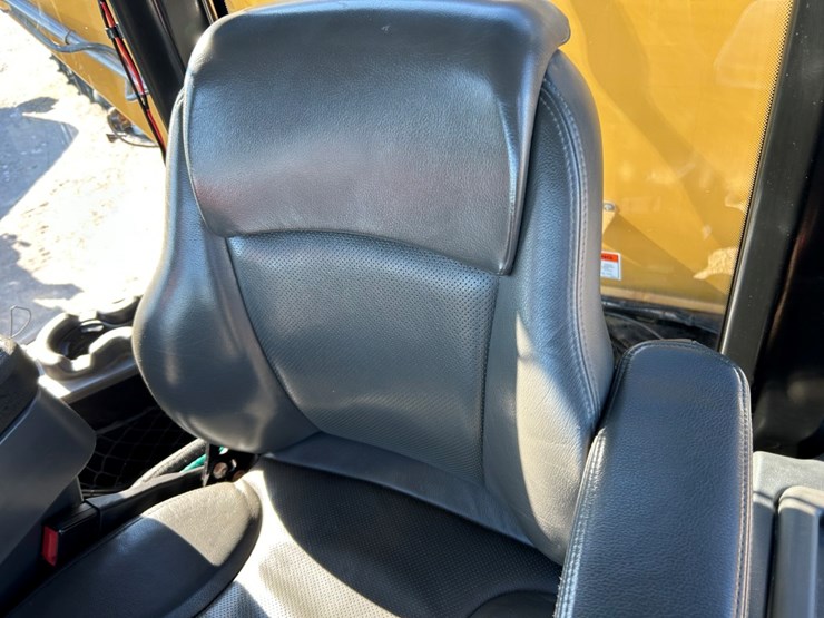 2016-ag-chem-rg1100b-image-43