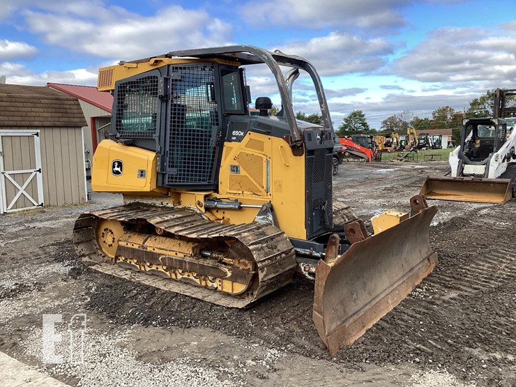 2017-deere-650k-lgp-image-6