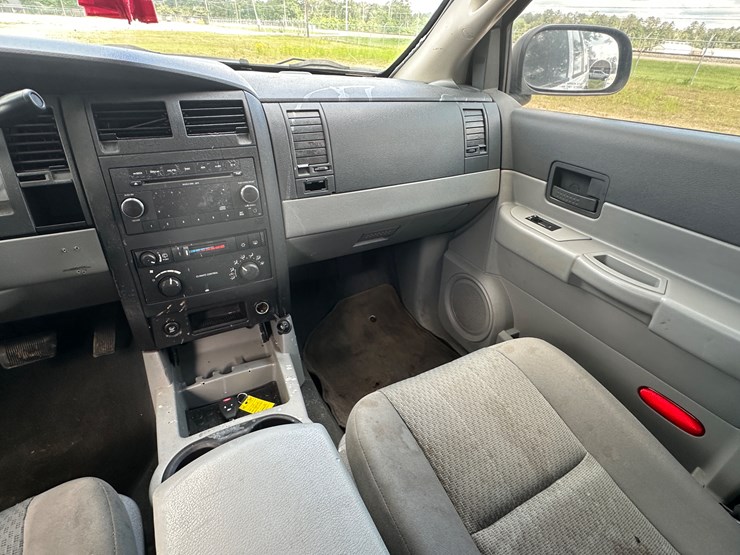 2009-dodge-durango-image-39