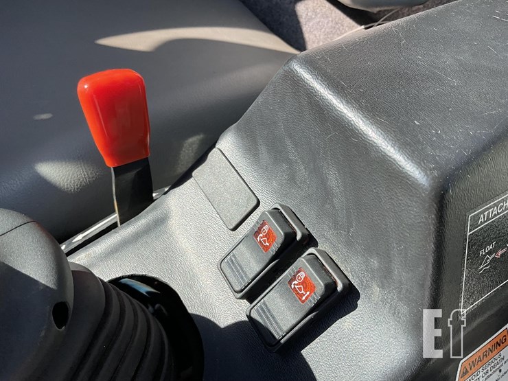 2016-bobcat-3650-image-14