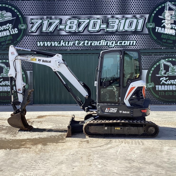 2019 BOBCAT E35