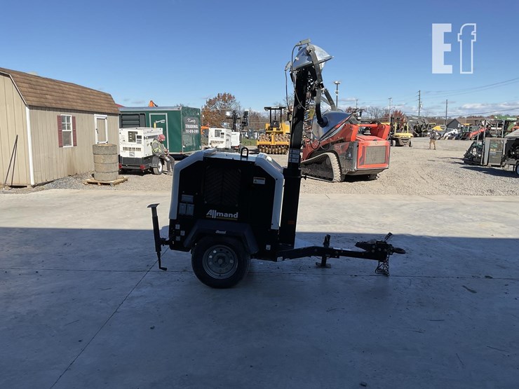 2019-allmand-bros-night-lite-v-series-image-5