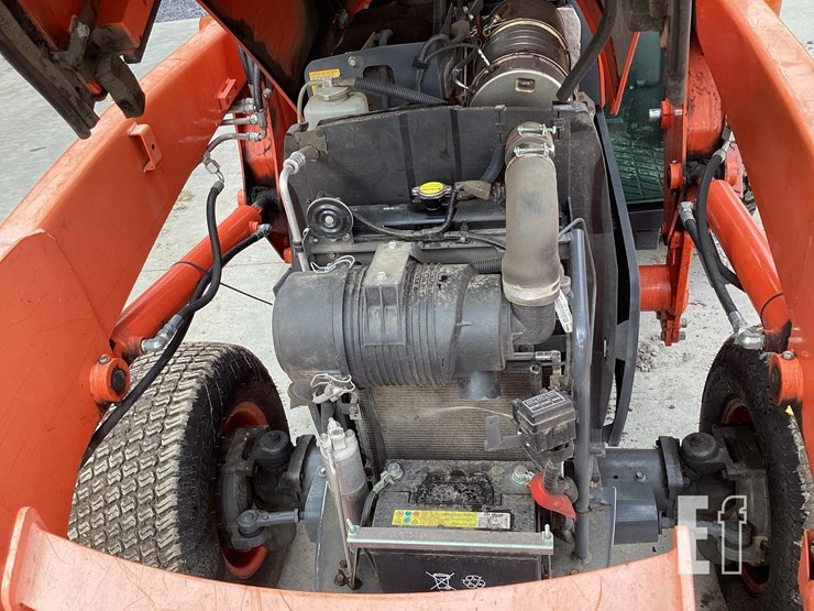 2021-kubota-mx6000-image-13