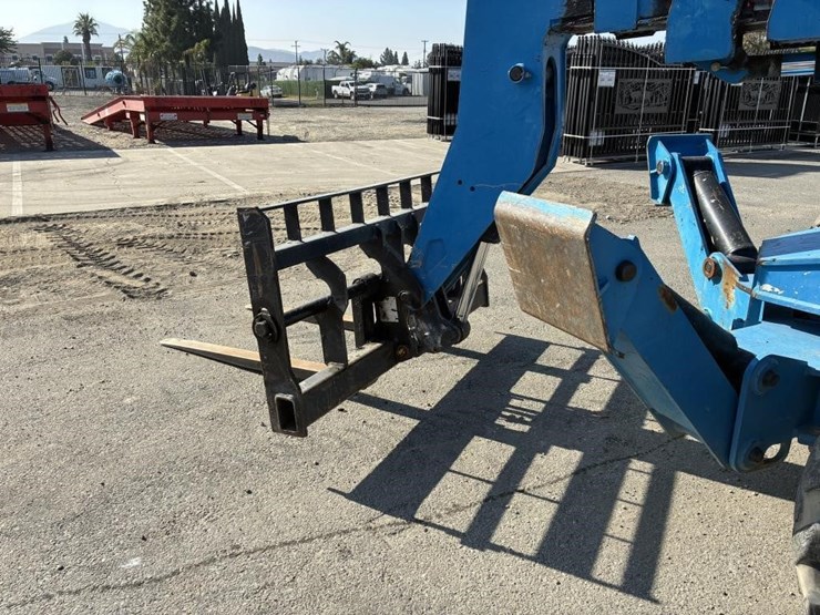 2016-genie-gth1056-image-5