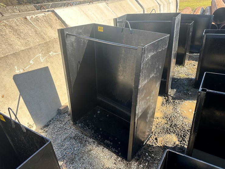 #32731-•-3'x4'flashboard-pipe-riser-image-1