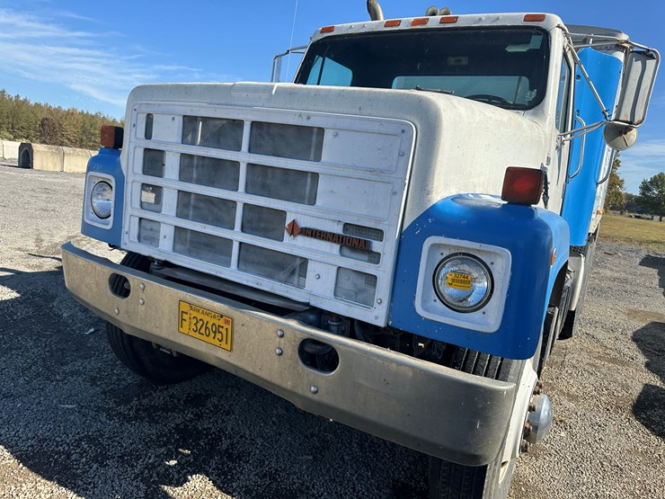 #32744-•-1989-international-f-2575-t/a-daycab-truck-tractor-vin:-1hszjg2r7kh666552-image-38