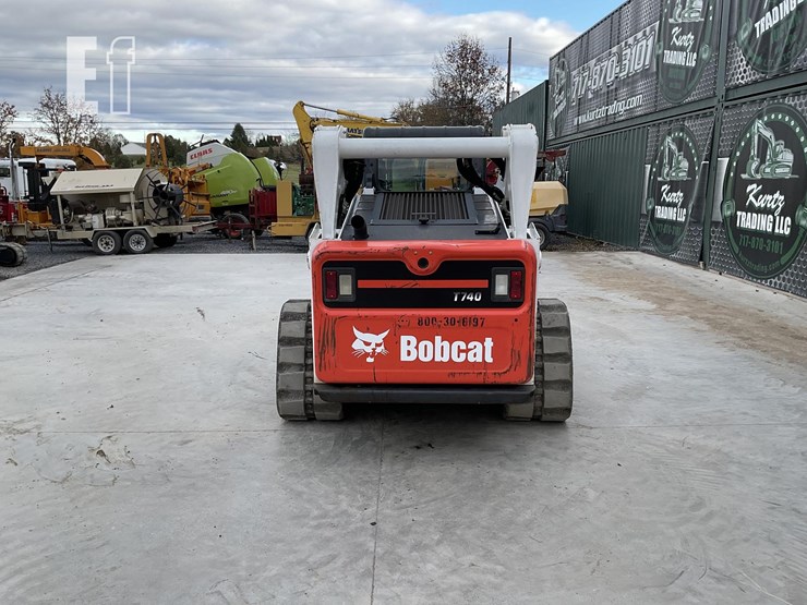 2021-bobcat-t740-image-3