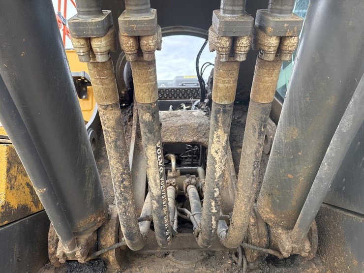 #1881-•-2020-volvo-ec480e-excavator-image-20