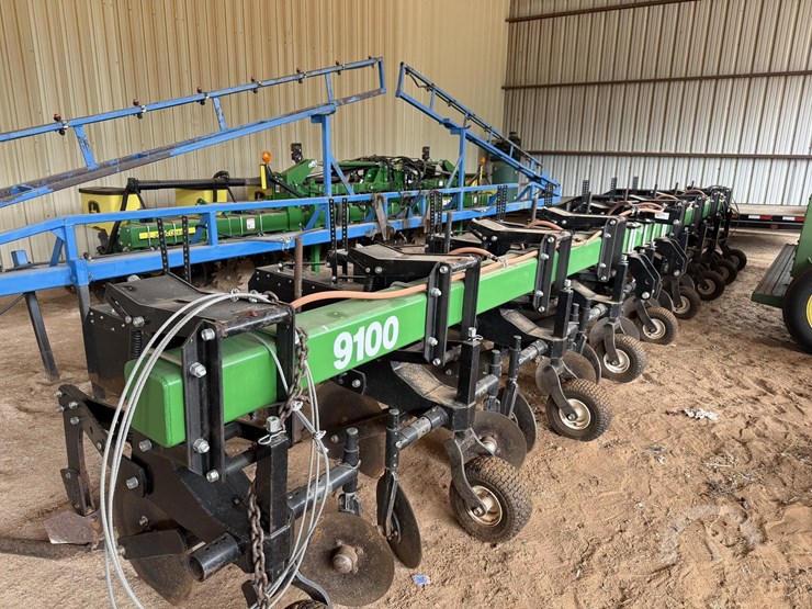 2021-b-&-h-9100-image-1