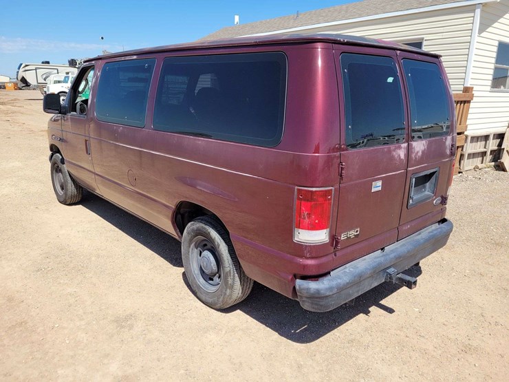 2004-ford-e150-image-4