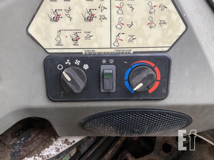 2016-bobcat-s650-image-13