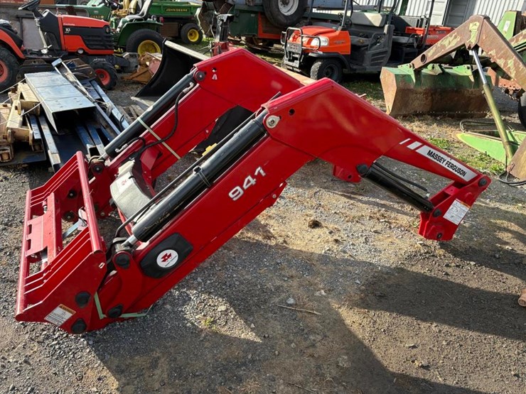 massey-ferguson-941-image-2