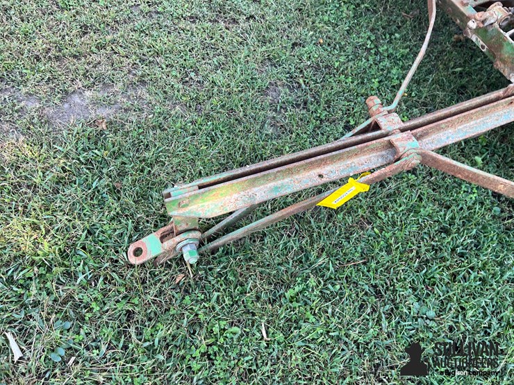 john-deere-8-image-9