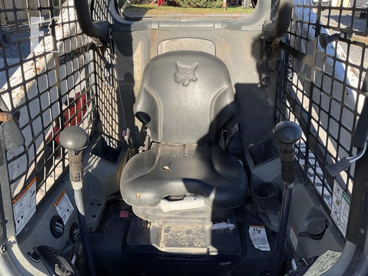 2016-bobcat-s570-image-12