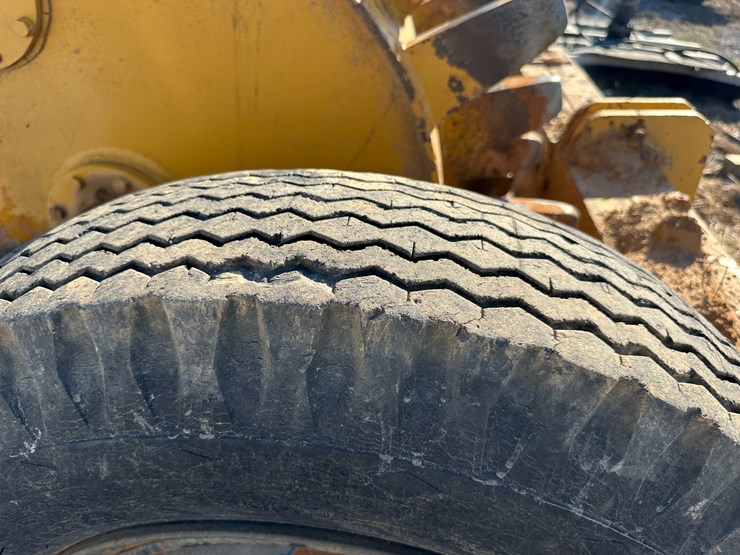 #32823-•-4'-aerator-roller-image-6