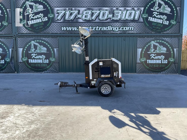 2019-allmand-bros-night-lite-v-series-image-1