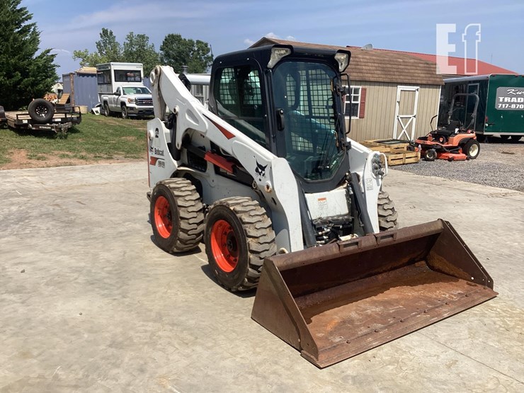 2017-bobcat-s740-image-6