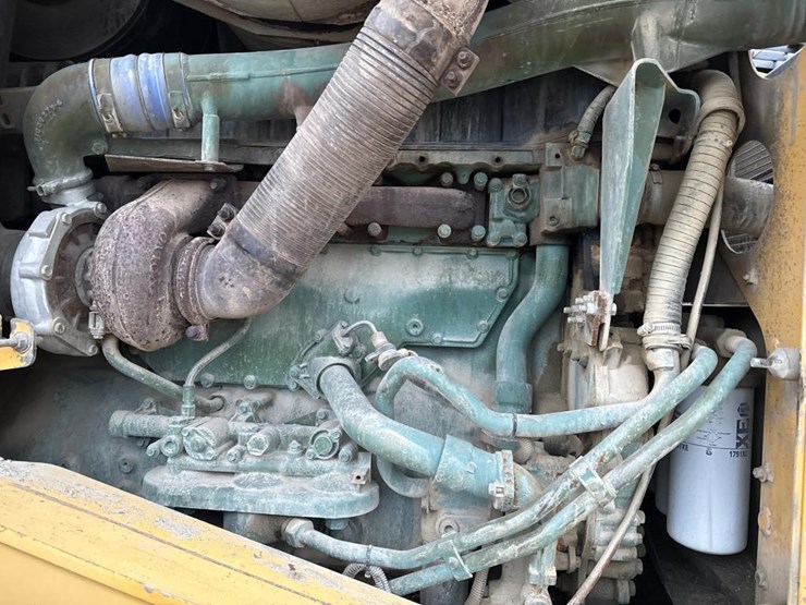 #1911-•-2004-volvo-220e-loader-image-46