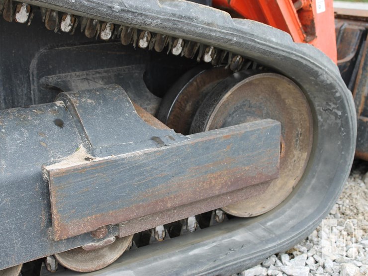 kubota-svl75-2-image-11