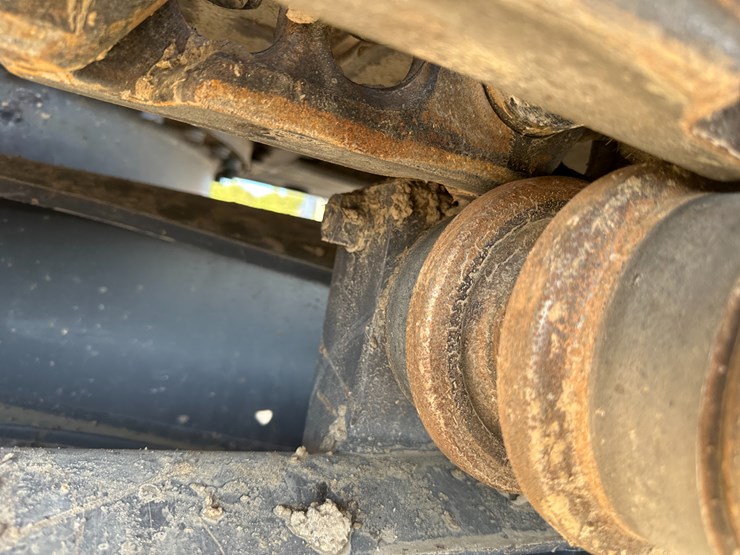 #32825-•-volvo-ec200e-crawler-excavator-image-6