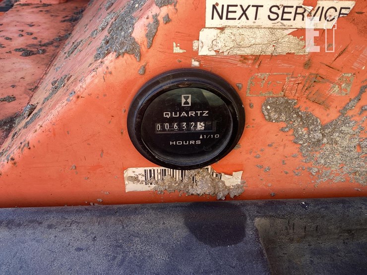 2006-lull-1044c-54-image-15