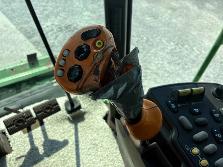 2001-john-deere-9750-image-111