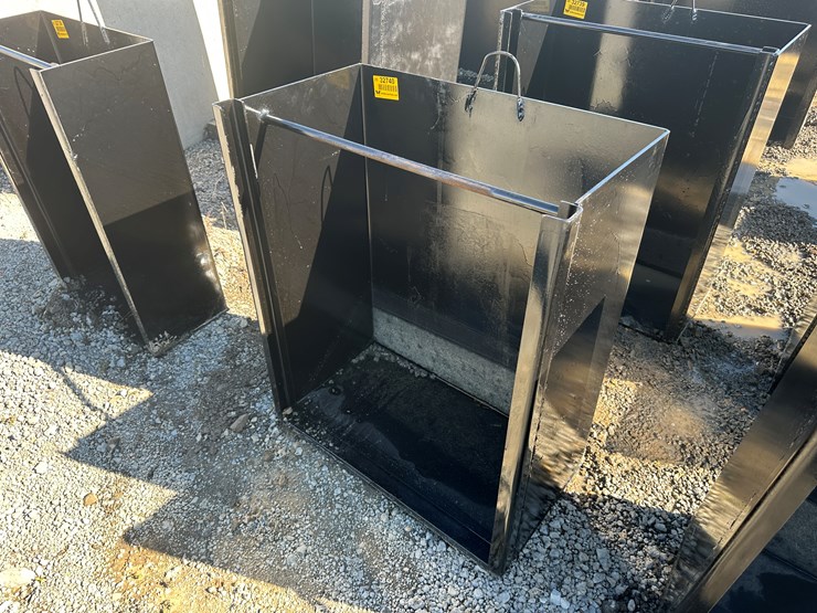 #32740-•-30"x3'-flashboard-pipe-riser-image-1