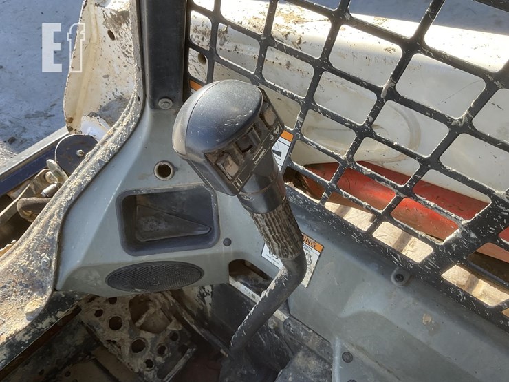 2015-bobcat-t550-image-16