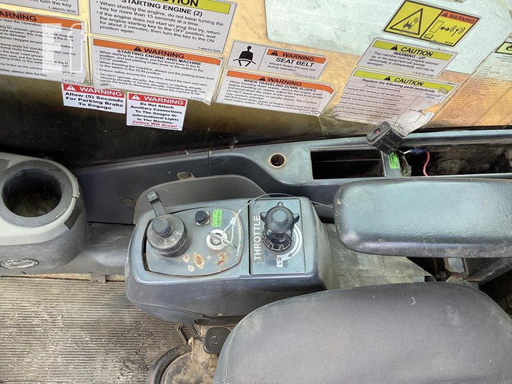 2015-morooka-mst2200vd-image-13