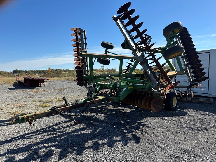 john-deere-637-image-1