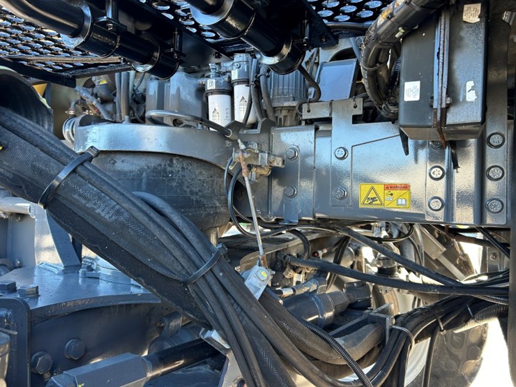 2016-ag-chem-rg1100b-image-90