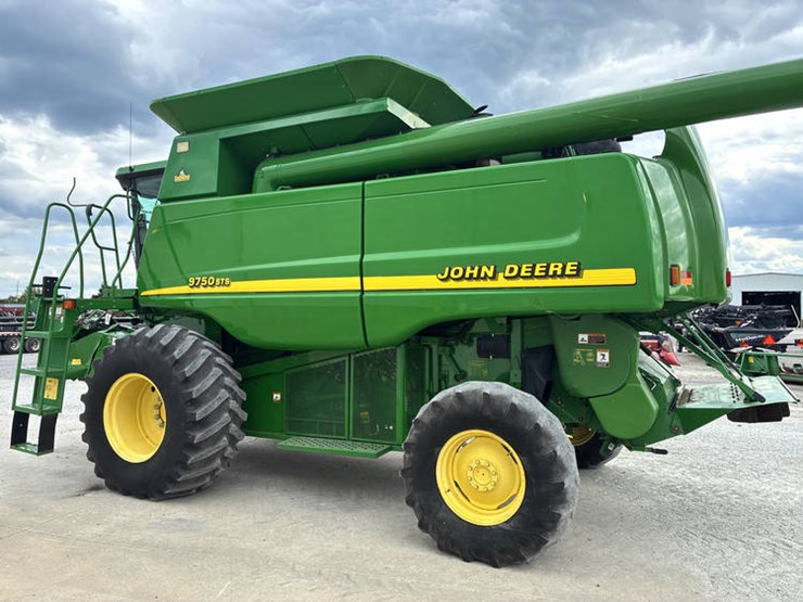 2001-john-deere-9750-image-10