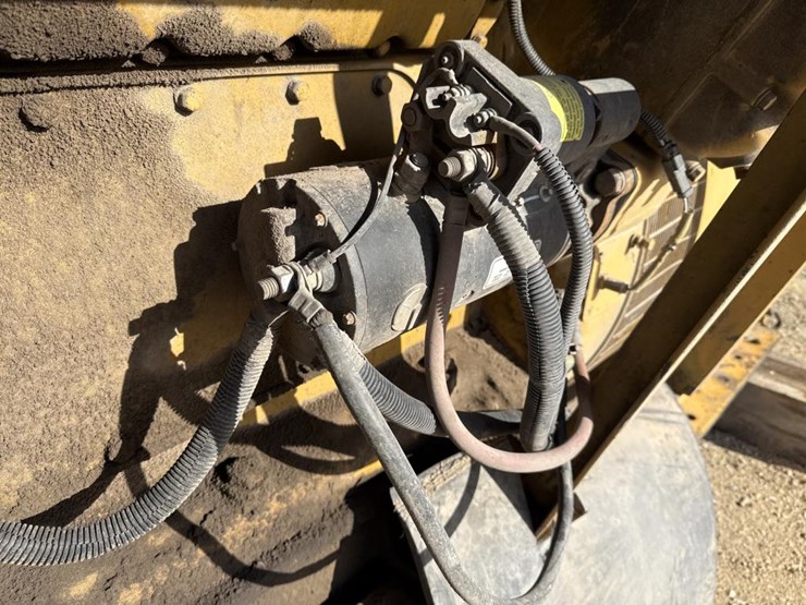 1971-caterpillar-d398-image-16