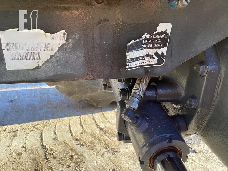 2012-kubota-m126x-image-16