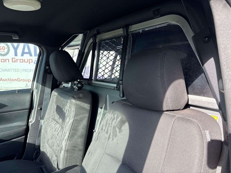 2018-ford-explorer-image-22