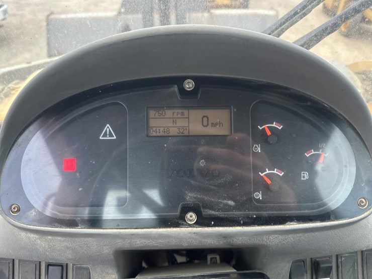 volvo-l220e-image-37