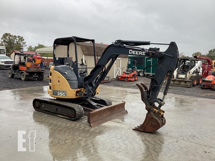 2015-deere-35g-image-6