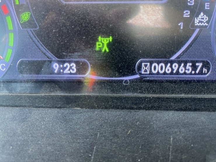 2021-komatsu-hm400-image-19