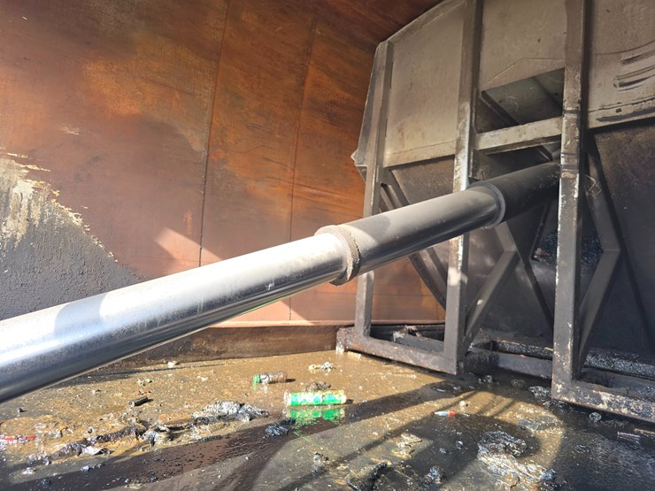 2001-mack-le613-image-83